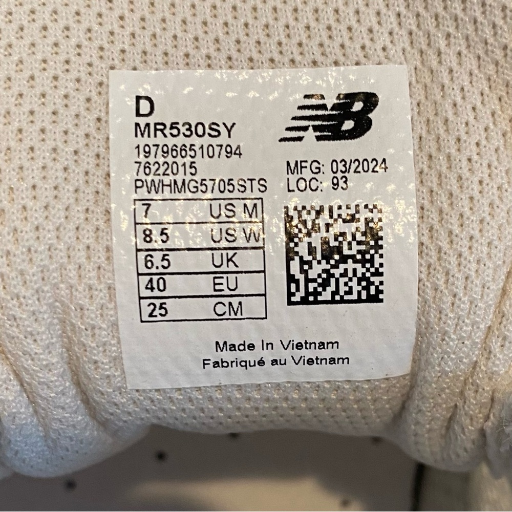 New Balance White and Yellow Women's Sneakers 0032 - Picture 14 of 15